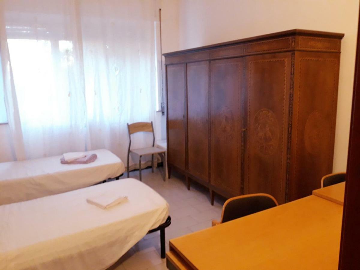Bed In Siena Hotel Tognazza Ngoại thất bức ảnh