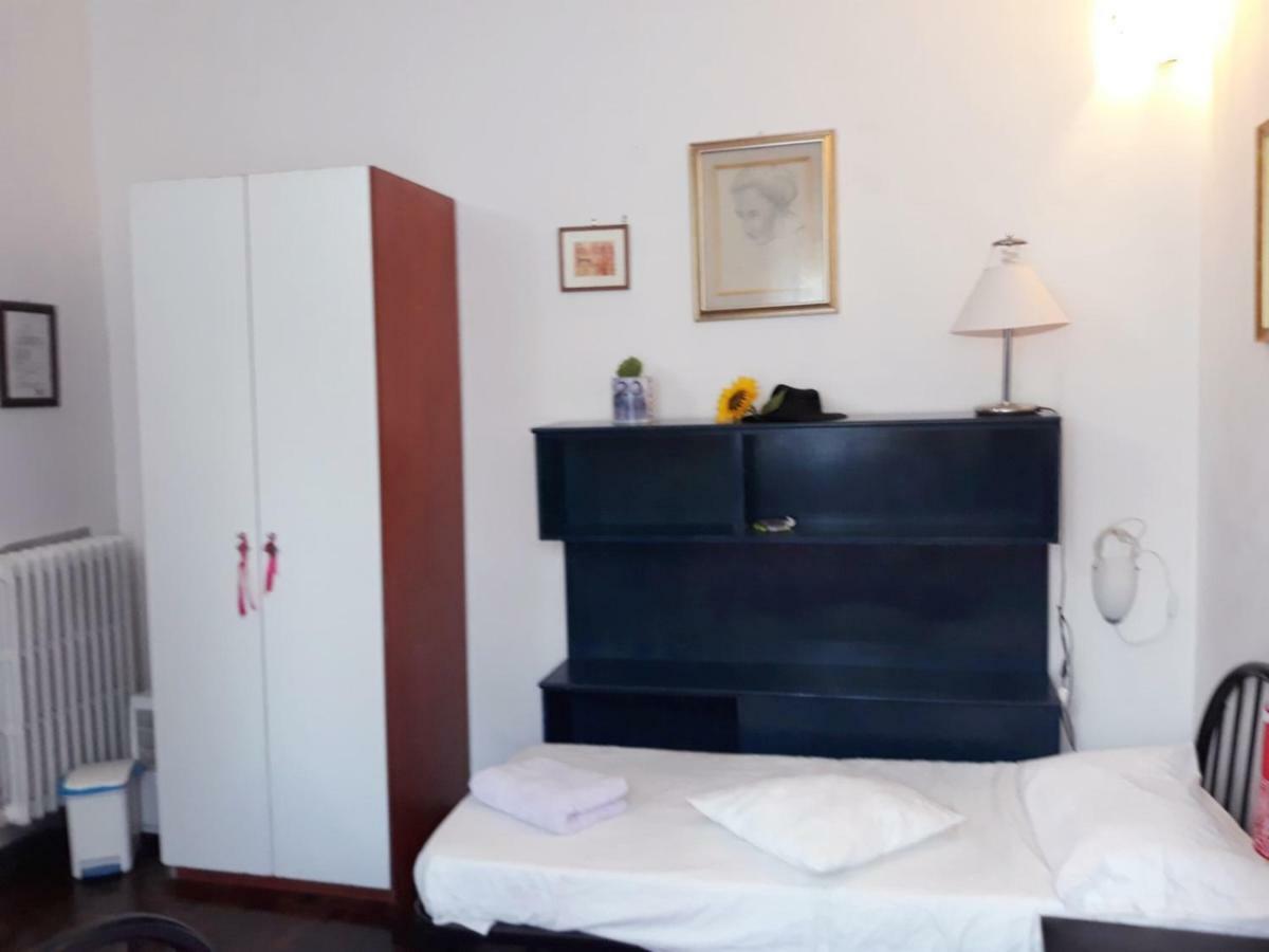 Bed In Siena Hotel Tognazza Ngoại thất bức ảnh