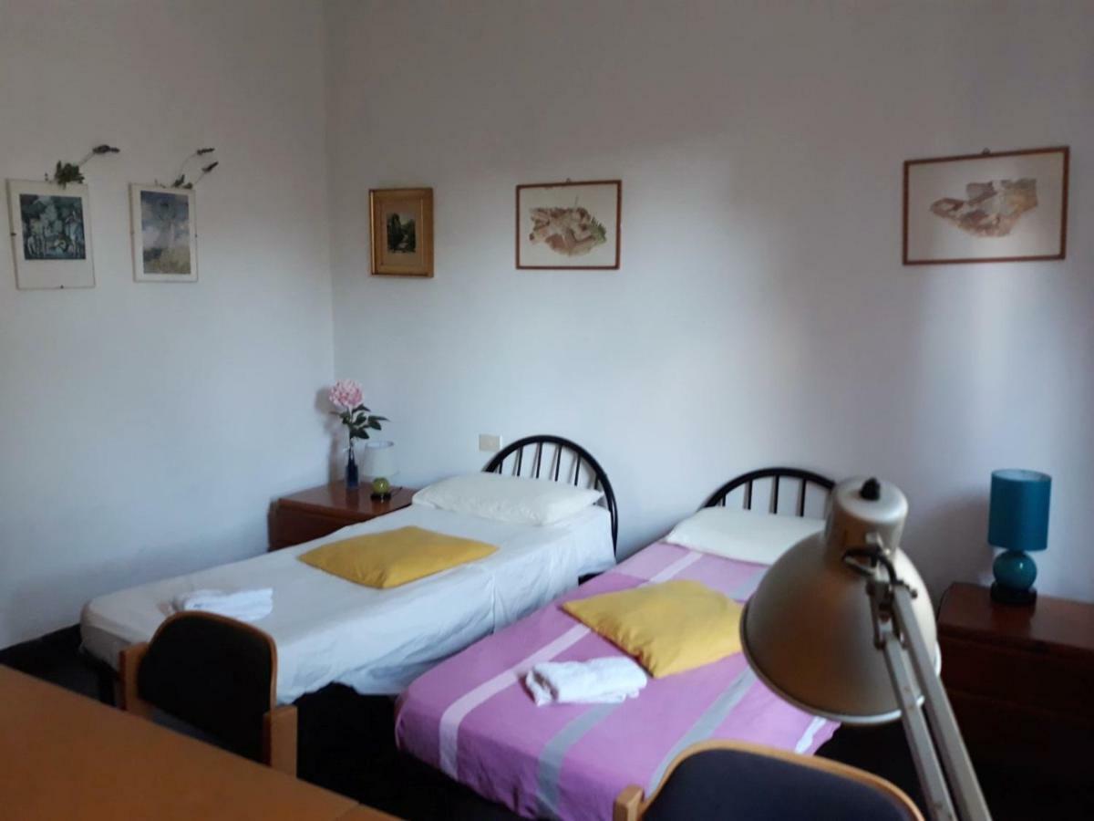 Bed In Siena Hotel Tognazza Ngoại thất bức ảnh