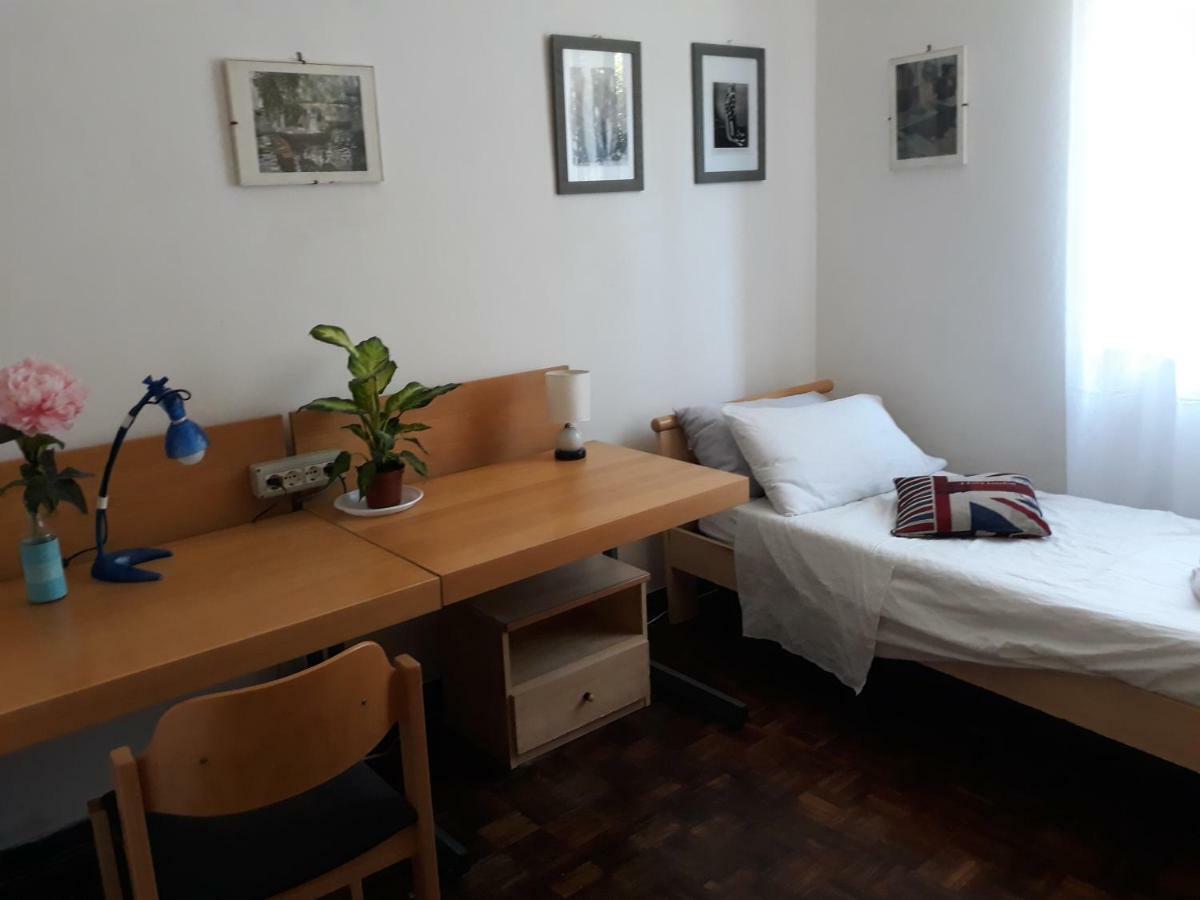 Bed In Siena Hotel Tognazza Ngoại thất bức ảnh